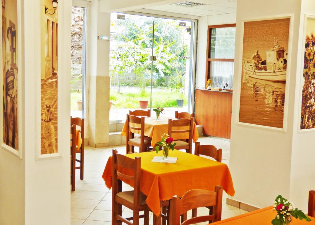 Hotel Triada يميناريا المظهر الخارجي الصورة